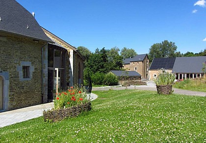 Le Village du Saule (Willow Village)