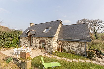 A la claie're fontaine