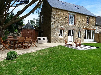 Petite Ville Onzaine