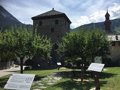 La Tour sarrazine de Bozel