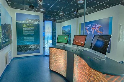 Aquacalida exhibition centre