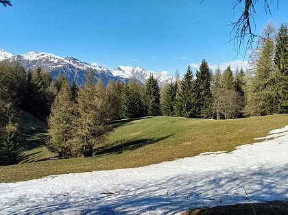 Panorama sur la vallée d'Aoste