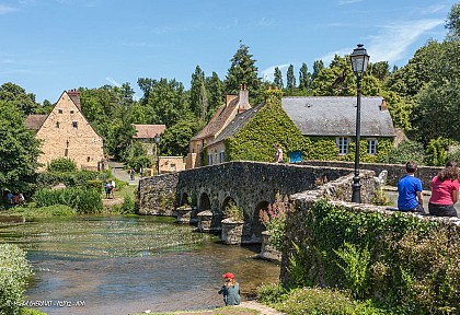 Village médieval d'Asnières-sur-Vègre