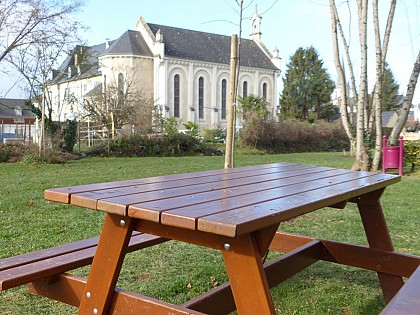 Aire de pique-nique de l'ancien lavoir de l'Ousse