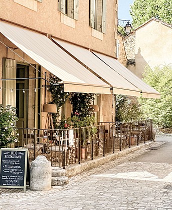 DIX Chambres d'Hôtes