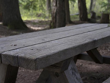 AIRE DE PIQUE-NIQUE DE PIBLANGE - ÉGLISE