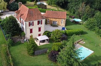 La P'tite Poule Rouge