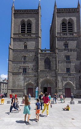 Cathédrale Saint-Pierre de Saint-Flour