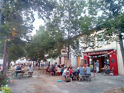 Café culturel Au Bord du Monde