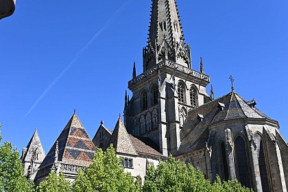 Cathédrale Saint-Lazare