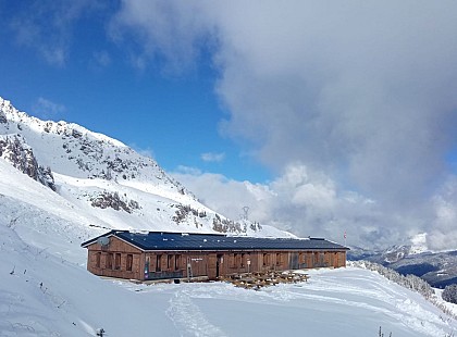 Refuge des Prés (1935m)