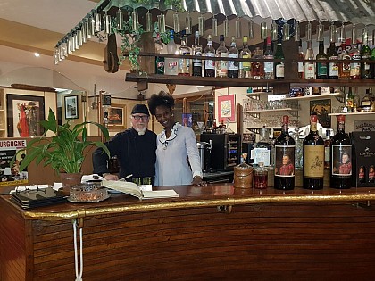 Bar Joe Lounge Caffe