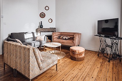 MAISON AU CENTRE AVEC GARAGE, JARDIN, BUANDERIE