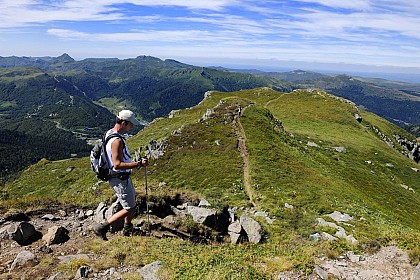 GR400 ® : le tour du volcan cantalien