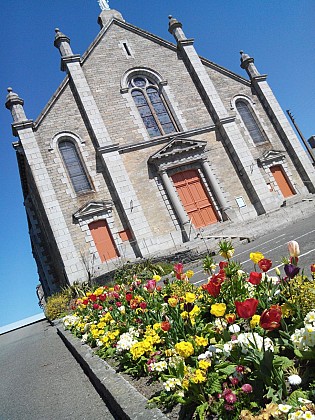 Notre-Dame de Nazareth Church's square