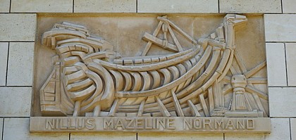 Les bas-reliefs de l’avenue Foch : la maison de l'industrie
