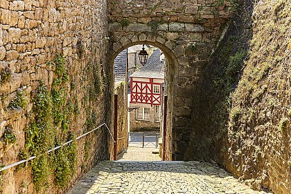 La poterne Saint-Jean