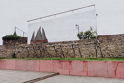 Current Art in Medieval Land