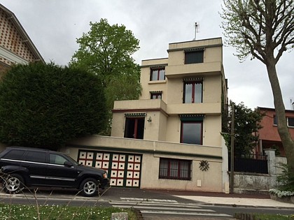 Le cube du "fou chantant"