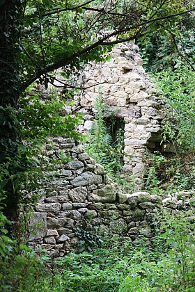 Le moulin en ruine