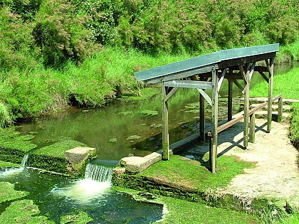 Village du Tôt et lavoir de la Mère Denis