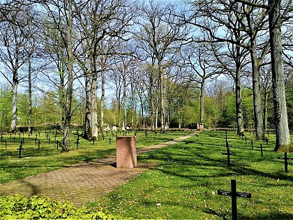 Cimetière militaire allemand du Hellenwald