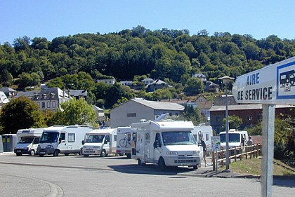 Aire d'accueil de camping-cars de Bort les Orgues