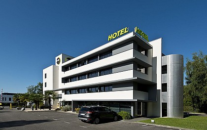 B&B Hôtel Pau Zénith