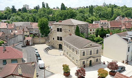 La Tour Prisonnière et les Souterrains