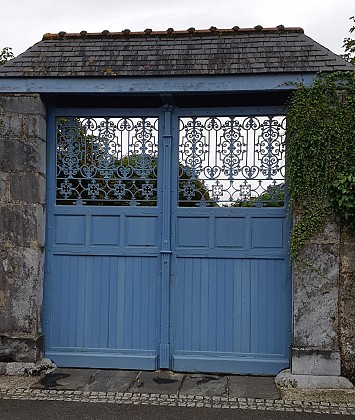 Les portails et chasses-roues (exemple rue du Bois du Commandeur)