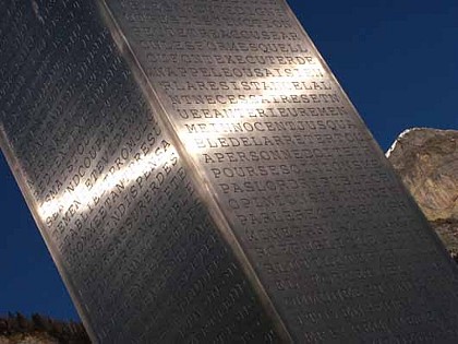 Sculpture - Plaidoyer pour les Droits de l'Homme