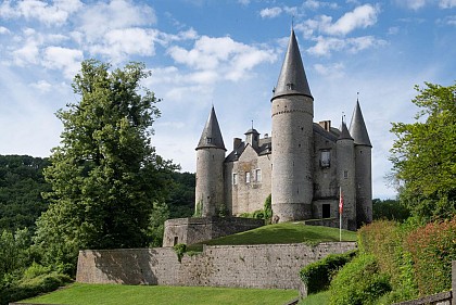 The castle of Vêves