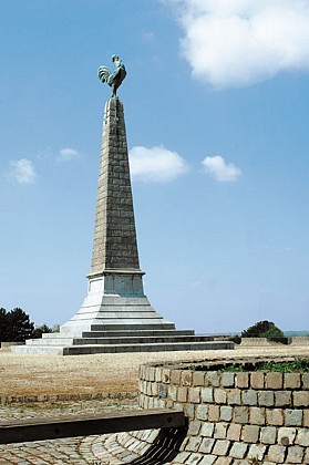 La stèle commémorative « Le Coq » à Jemappes