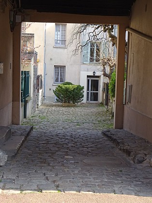 Maison (13 rue du Mesnil)