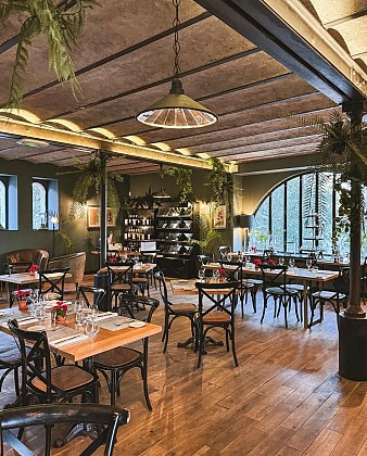 CHÂTEAU LES CARRASSES BRASSERIE