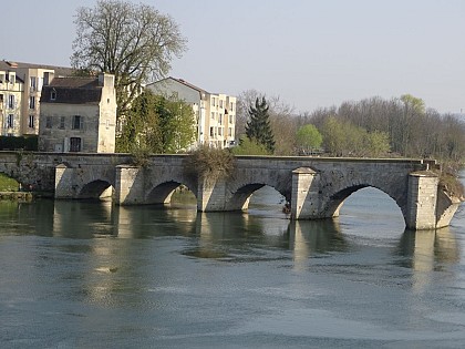 Ancien pont de Limay