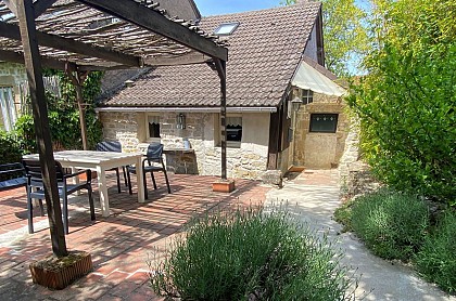 Les Hirondelles d'Anlezy: Gîte Hirondelle de Fenêtre