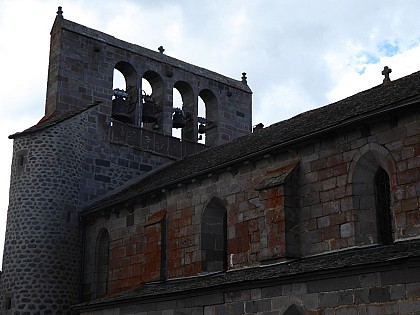 Église Saint-Saturnin à Valuéjols