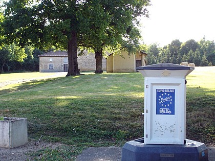Aire de Service de Camping-Car de Saint-Martin l'Ars