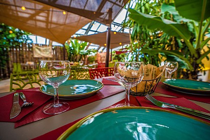 Le Sheppard Restaurant