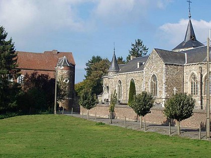 L'église Saint-Pierre et l'enclos paroissial