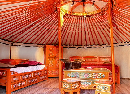 Yourtes Mongoles du Domaine de Dienné