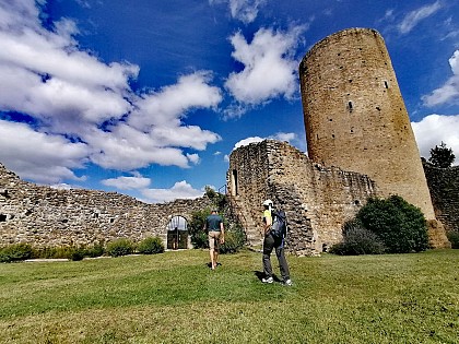 CHÂTEAU COMTAL ET SON DONJON
