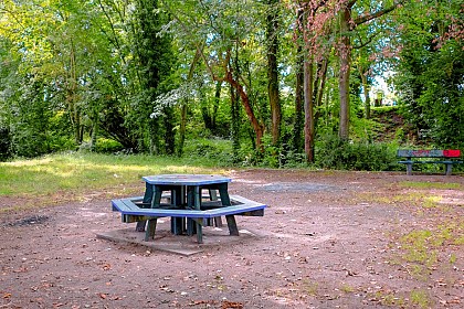 Picnic area - Fleury-sur-Orne