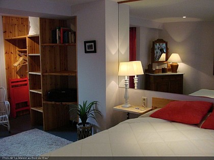 La Maison au Bord de l'Eau