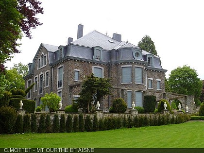 Chateau "Les Beaux Arts"