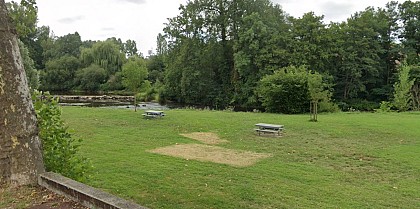 Aire de pique nique - Espace Camille Olivet