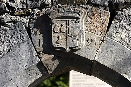 Ruines du château d'Habère-Lullin
