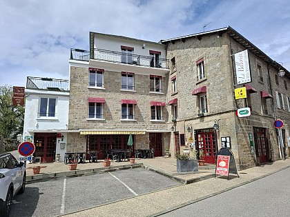 Bistro-Bar-Cafe-PMU Le Bellerive