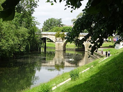 Poissy, vieux pont